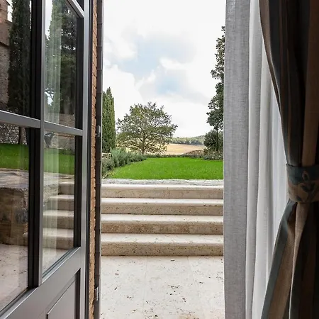 Tenuta Castelgiocondo Farm stay *