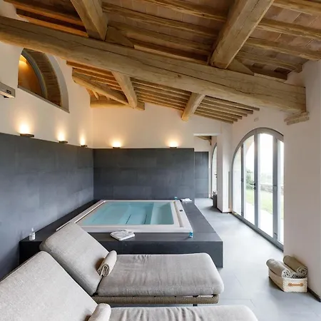 Tenuta Castelgiocondo Farm stay *